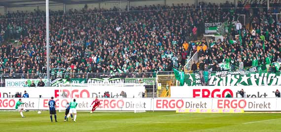 SpVgg Fürth vs FSV Frankfurt (4-0) (6)