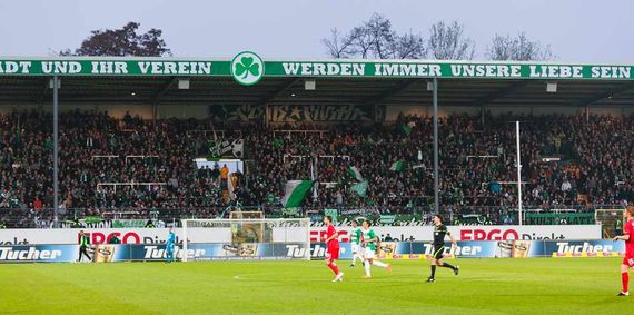 SpVgg Fürth vs FC Energie Cottbus (3-0) (16)