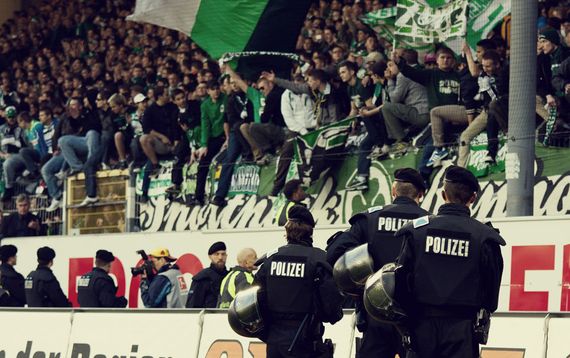 SpVgg Fürth vs FC St. Pauli (2-1) (24)