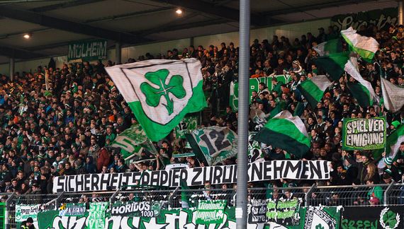 SpVgg Fürth vs FC Augsburg (1-1) (11)