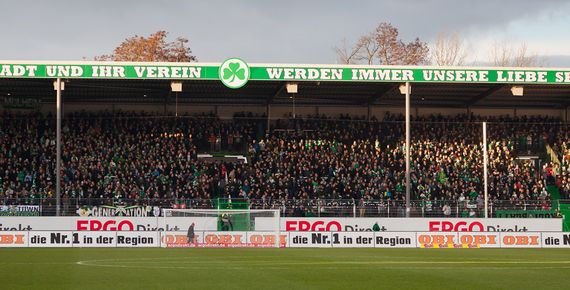 SpVgg Fürth vs FC Augsburg (1-1) (17)