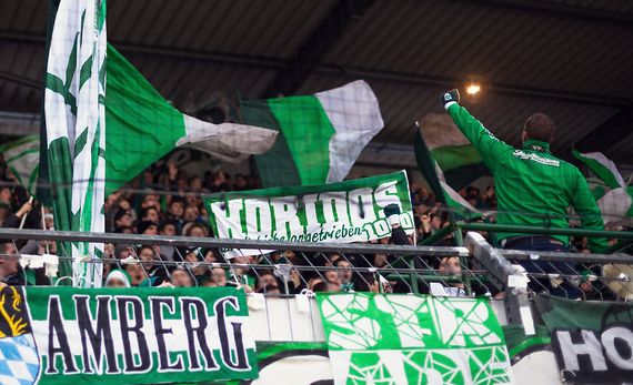 SpVgg Fürth vs VfL Wolfsburg (0-1) (15)