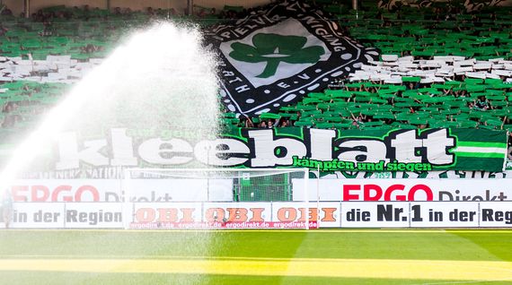 SpVgg Fürth vs FC Schalke 04 (0-2) (8)