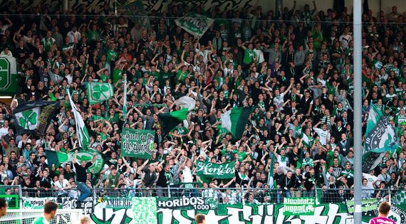 SpVgg Fürth vs FC Schalke 04 (0-2) (13)