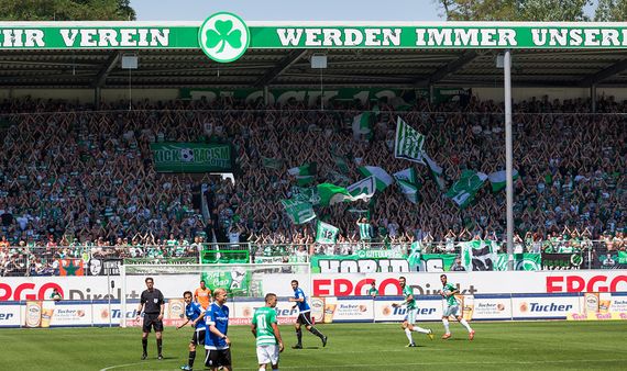 SpVgg Fürth vs DSC Arminia Bielefeld (2-0) (17)