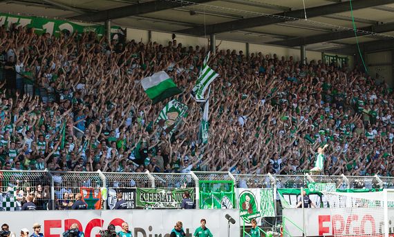 SpVgg Fürth vs DSC Arminia Bielefeld (2-0) (29)