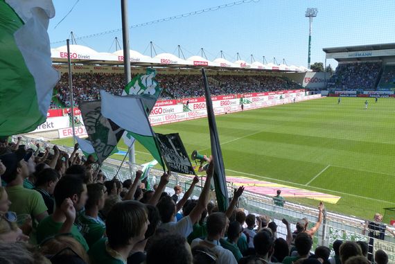 SpVgg Fürth vs DSC Arminia Bielefeld (2-0) (38)