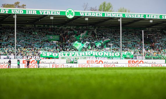 SpVgg Fürth vs FC Erzgebirge Aue (2-1) (5)