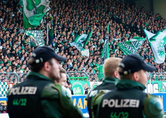 SpVgg Fürth vs Hamburger SV (1-1) (20)
