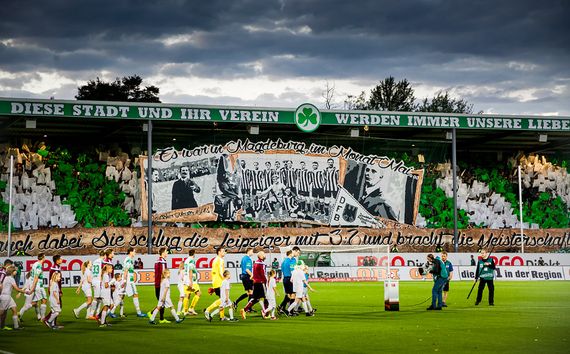 SpVgg Fürth vs 1. FC Nürnberg (5-1) (20)