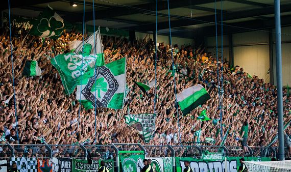 SpVgg Fürth vs 1. FC Nürnberg (5-1) (22)