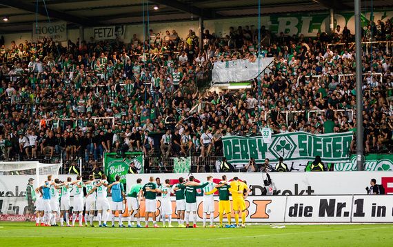 SpVgg Fürth vs 1. FC Nürnberg (5-1) (29)