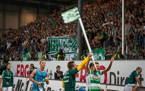 SpVgg Fürth vs 1. FC Nürnberg (5-1) (30)