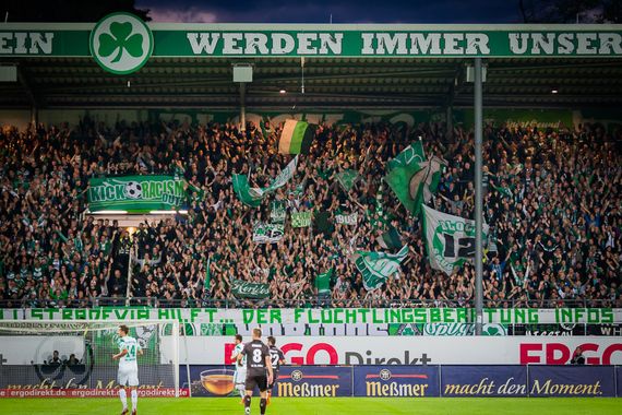 SpVgg Fürth vs FC St. Pauli (3-0) (14)