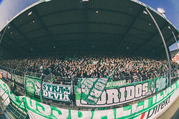 SpVgg Fürth vs FC St. Pauli (0-2) (3)