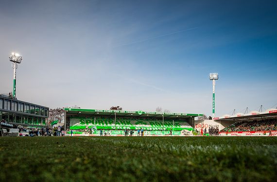 SpVgg Fürth vs FC St. Pauli (0-2) (11)