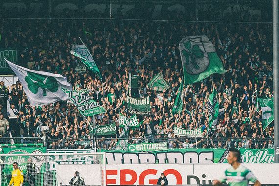SpVgg Fürth vs FC St. Pauli (0-2) (12)