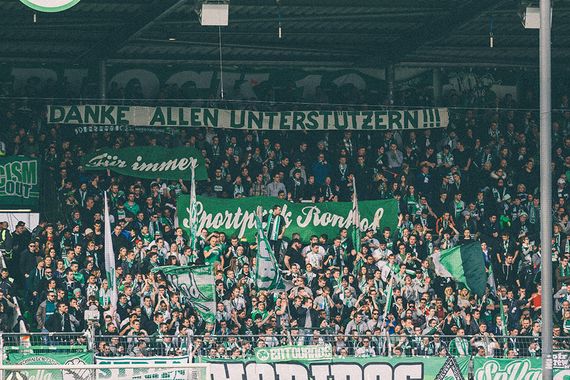 SpVgg Fürth vs FC St. Pauli (0-2) (13)