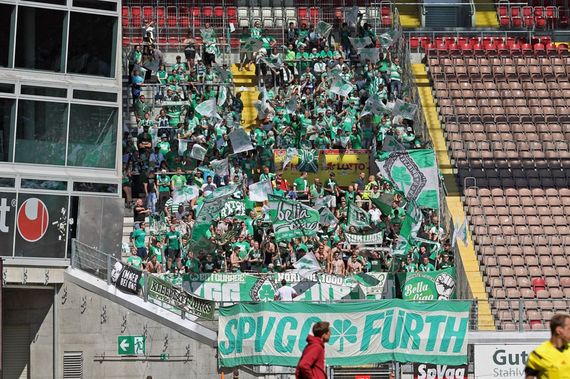 1. FC Kaiserslautern vs SpVgg Fürth (3-1) (3)