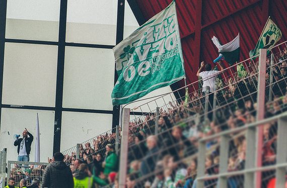SSV Jahn Regensburg vs SpVgg Fürth (3-2) (12)
