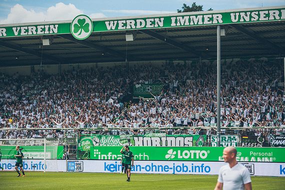 SpVgg Fürth vs DSC Arminia Bielefeld (1-2) (13)