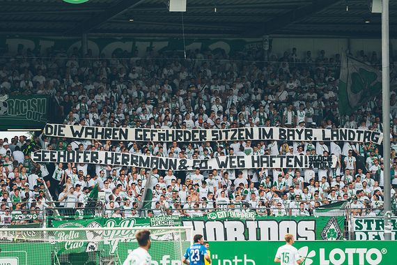 SpVgg Fürth vs DSC Arminia Bielefeld (1-2) (29)