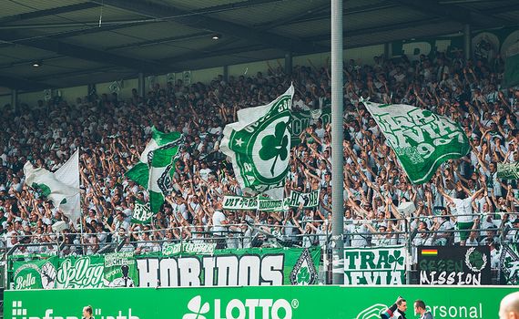 SpVgg Fürth vs DSC Arminia Bielefeld (1-2) (32)