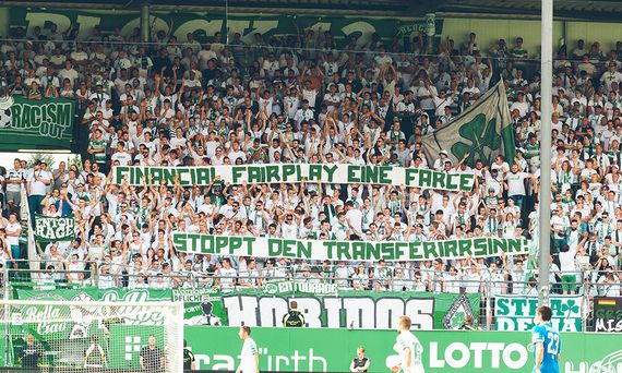 SpVgg Fürth vs DSC Arminia Bielefeld (1-2) (34)