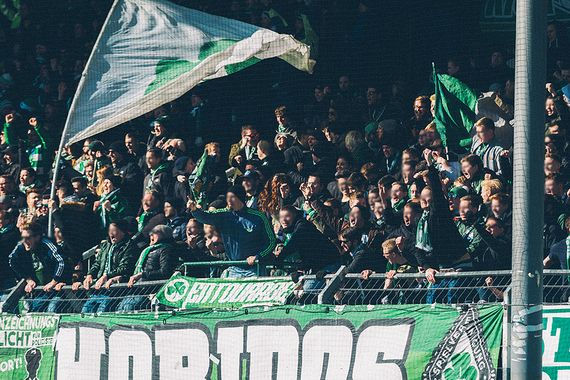 SpVgg Fürth vs Eintracht Braunschweig (2-1) (16)