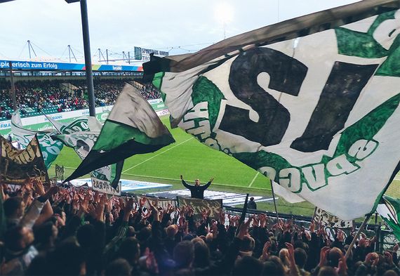 SpVgg Fürth vs SSV Jahn Regensburg (1-2) (14)