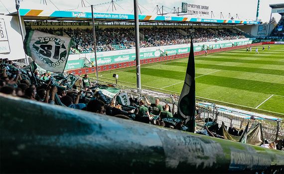 SpVgg Fürth vs DSC Arminia Bielefeld (2-2) (5)