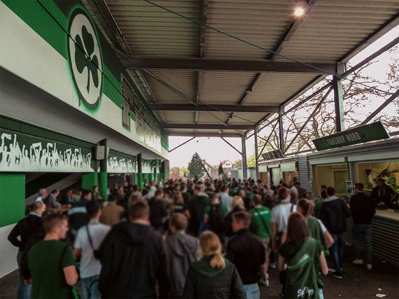 SpVgg Fürth vs SV Darmstadt 98 (2-1) (9)
