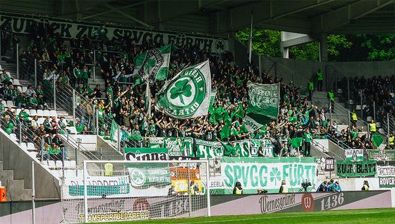 FC Erzgebirge Aue vs SpVgg Fürth (1-1) (12)