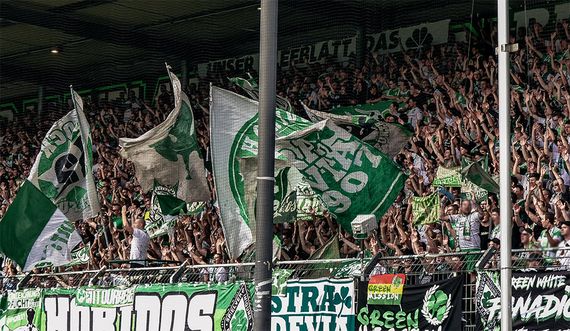 SpVgg Fürth vs Holstein Kiel (4-1) (7)