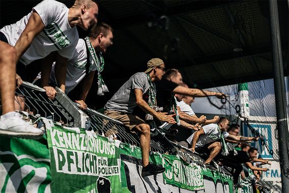 SpVgg Fürth vs Holstein Kiel (4-1) (11)