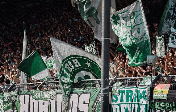 SpVgg Fürth vs Holstein Kiel (4-1) (13)