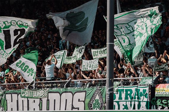 SpVgg Fürth vs Holstein Kiel (4-1) (15)