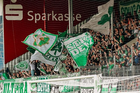 1. FC Heidenheim 1846 vs SpVgg Fürth (2-0) (17)
