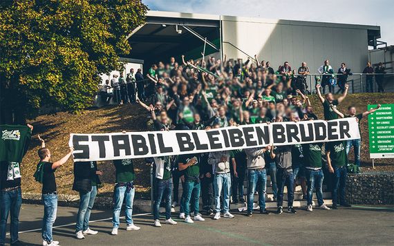 SpVgg Fürth vs SSV Jahn Regensburg (1-1) (25)