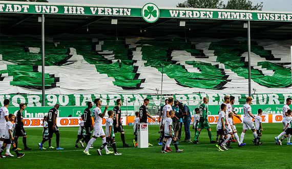 SpVgg Fürth vs FC Erzgebirge Aue (0-2) (7)