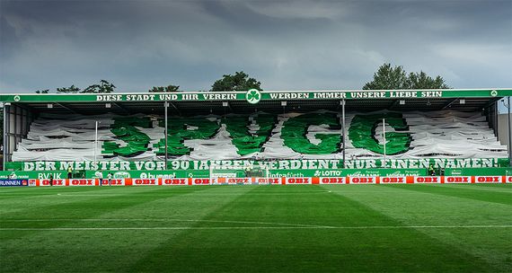 SpVgg Fürth vs FC Erzgebirge Aue (0-2) (21)