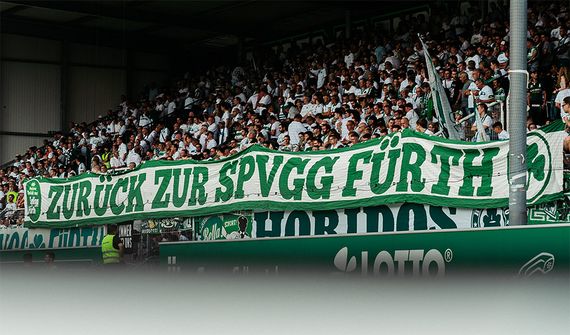 SpVgg Fürth vs FC Erzgebirge Aue (0-2) (32)