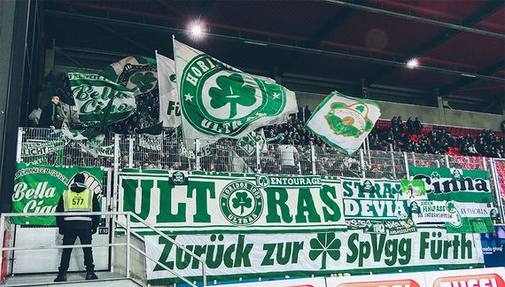 SSV Jahn Regensburg vs SpVgg Fürth (0-2) (2)