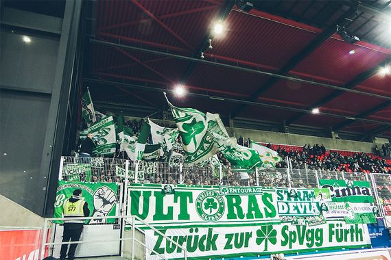 SSV Jahn Regensburg vs SpVgg Fürth (0-2) (5)