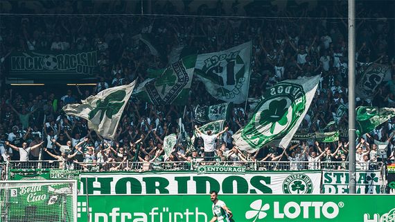 SpVgg Fürth vs SSV Jahn Regensburg (1-0) (16)