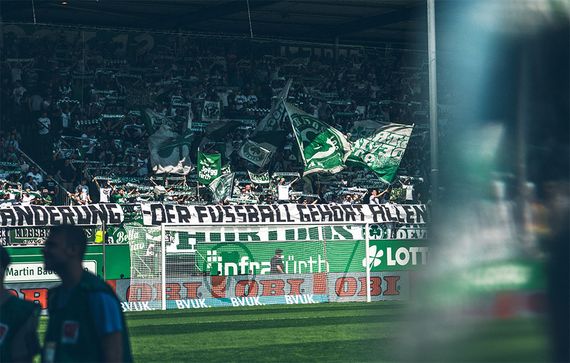 SpVgg Fürth vs SSV Jahn Regensburg (1-0) (18)