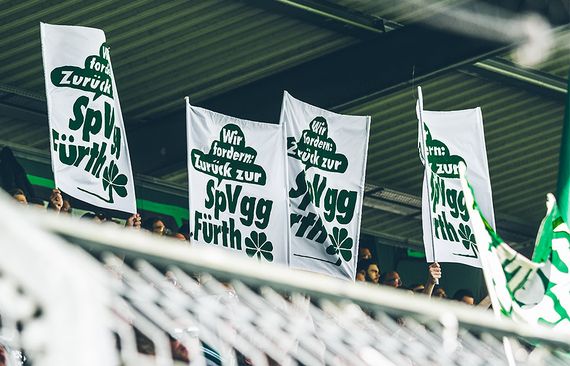 SpVgg Fürth vs Holstein Kiel (0-3) (23)