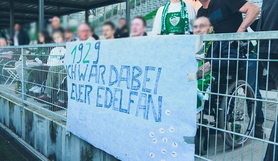 SpVgg Fürth vs Holstein Kiel (0-3) (37)