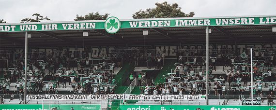 SpVgg Fürth vs DSC Arminia Bielefeld (1-1) (9)