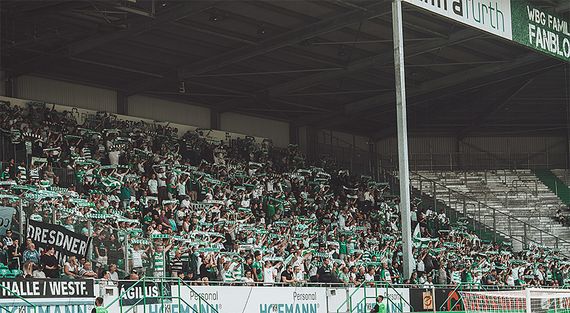 SpVgg Fürth vs DSC Arminia Bielefeld (1-1) (10)